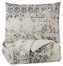 Load image into Gallery viewer, Addey - Comforter Set