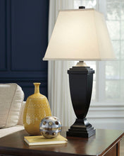 Load image into Gallery viewer, Amerigin - Poly Table Lamp (2/cn)
