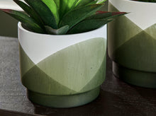 Load image into Gallery viewer, Ardenridge Planter (Set of 2)