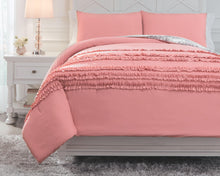 Load image into Gallery viewer, Avaleigh - Comforter Set