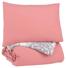 Load image into Gallery viewer, Avaleigh - Comforter Set