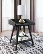 Load image into Gallery viewer, Blariden - Accent Table