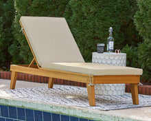 Load image into Gallery viewer, Byron - Chaise Lounge With Cushion
