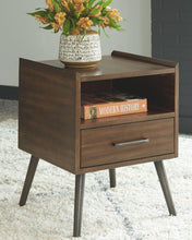 Load image into Gallery viewer, Calmoni - Square End Table