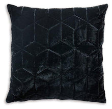 Load image into Gallery viewer, Darleigh Pillow