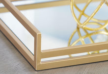 Load image into Gallery viewer, Derex - Tray