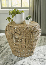 Load image into Gallery viewer, Dewington - Stool