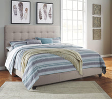 Load image into Gallery viewer, Dolante - Upholstered Bed