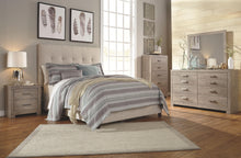 Load image into Gallery viewer, Dolante - Upholstered Bed