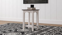 Load image into Gallery viewer, Dorrinson - Chair Side End Table