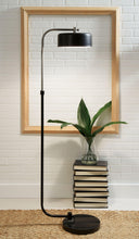 Load image into Gallery viewer, Eliridge - Lamp (1/cn)