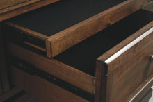 Load image into Gallery viewer, Flynnter - Bedroom Set