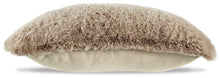 Load image into Gallery viewer, Gariland Pillow