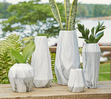 Load image into Gallery viewer, Edersment White Accessory Set (Set of 5)