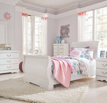 Load image into Gallery viewer, Anarasia - Bed