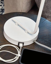 Load image into Gallery viewer, Covybend - Metal Desk Lamp (1/cn)