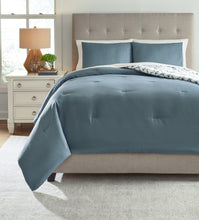 Load image into Gallery viewer, Adason Blue/White Queen Comforter Set