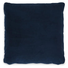 Load image into Gallery viewer, Gariland - Pillow (4/cs)
