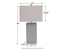 Load image into Gallery viewer, Amergin - Poly Table Lamp (2/cn)