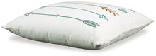 Load image into Gallery viewer, Gyldan Pillow