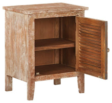 Load image into Gallery viewer, Hannesboro - Accent Cabinet