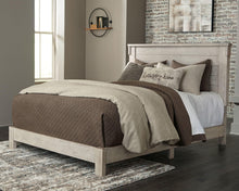 Load image into Gallery viewer, Hollentown - Bedroom Set