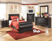 Load image into Gallery viewer, Huey Vineyard - Dresser