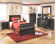 Load image into Gallery viewer, Huey Vineyard - Bedroom Set