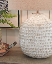 Load image into Gallery viewer, Jamon - Ceramic Table Lamp (1/cn)