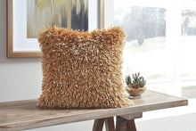 Load image into Gallery viewer, Jasmen - Pillow (4/cs)
