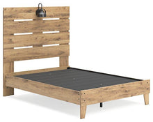 Load image into Gallery viewer, Larstin Panel Platform Bed