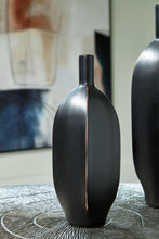 Load image into Gallery viewer, Rhaveney - Vase (3/cs)