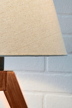 Load image into Gallery viewer, Laifland Brown Table Lamp (Set of 2)