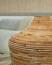 Load image into Gallery viewer, Kerrus - Rattan Table Lamp (1/cn)