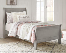 Load image into Gallery viewer, Kordasky - Bedroom Set