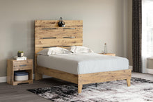 Load image into Gallery viewer, Larstin Panel Platform Bed