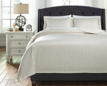 Load image into Gallery viewer, Raleda - Coverlet Set