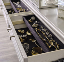 Load image into Gallery viewer, Lindenfield - Bedroom Set
