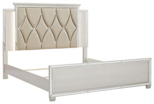 Load image into Gallery viewer, Lindenfield - Bedroom Set
