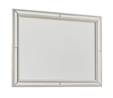 Load image into Gallery viewer, Lindenfield - Bedroom Set