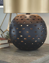 Load image into Gallery viewer, Mareike - Metal Table Lamp (1/cn)