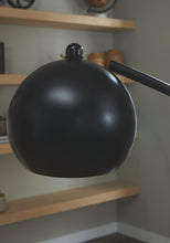 Load image into Gallery viewer, Marinel - Lamp (1/cn)