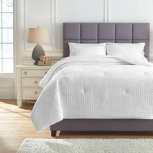 Load image into Gallery viewer, Maurilio - Comforter Set