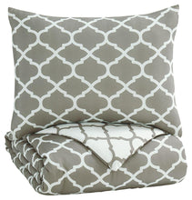 Load image into Gallery viewer, Media - Comforter Set