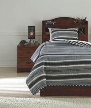 Load image into Gallery viewer, Merlin - Coverlet Set