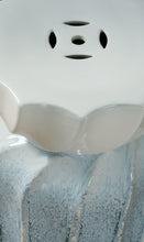 Load image into Gallery viewer, Michamere - Stool
