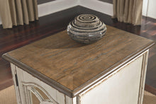 Load image into Gallery viewer, Realyn - Chair Side End Table - Insert Mirror