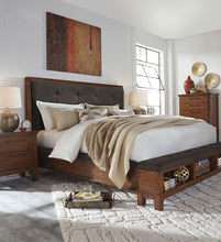 Load image into Gallery viewer, Ralene - Upholstered Panel Bed