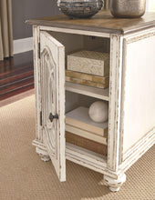 Load image into Gallery viewer, Realyn - Chair Side End Table - Insert Mirror
