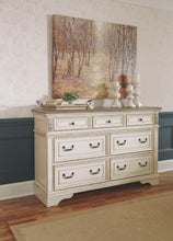 Load image into Gallery viewer, Realyn - Bedroom Set